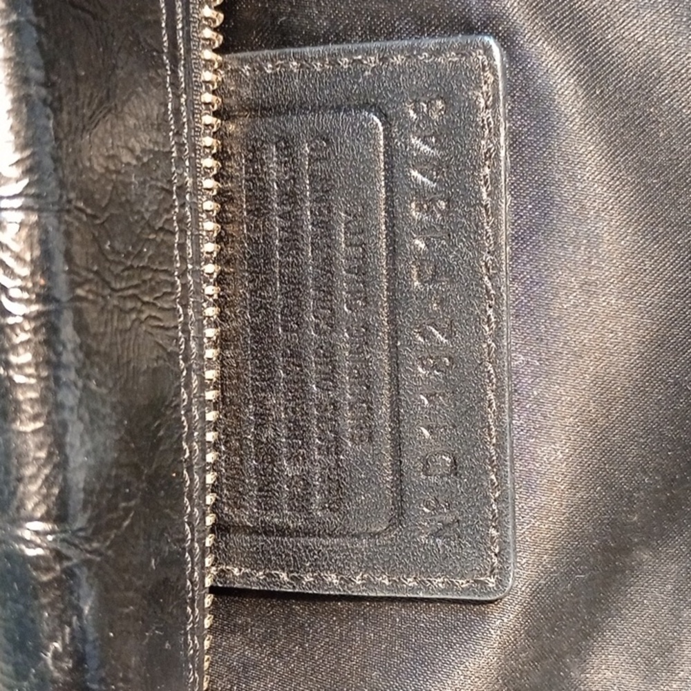 Black Coach Bag - Picture 9 of 10